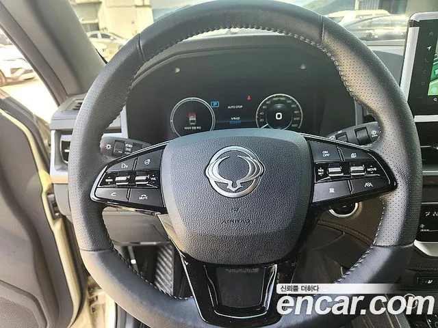 KG_Mobility_Ssangyong Rexton 2025 thumb 9