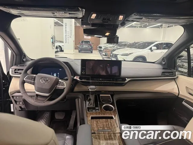 Toyota Sienna 2025 thumb 7