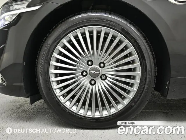Genesis G90 2019 thumb 5