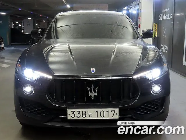 Maserati Levante 2018 thumb 2
