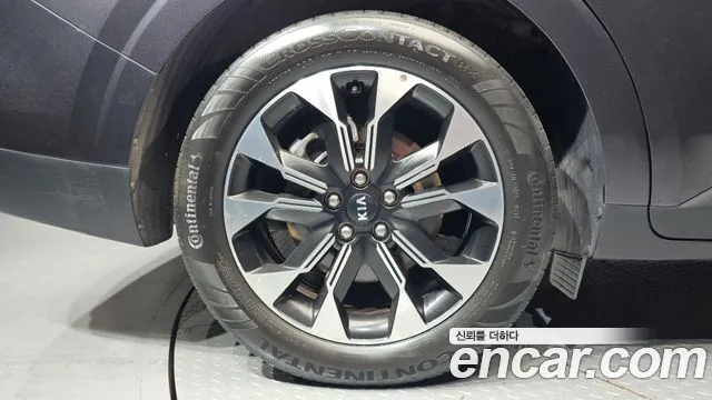Kia Carnival 2021 thumb 5