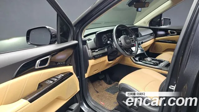 Kia Carnival 2021 thumb 10