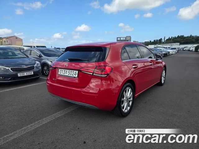 Mercedes-Benz A-Класс 2019 thumb 2