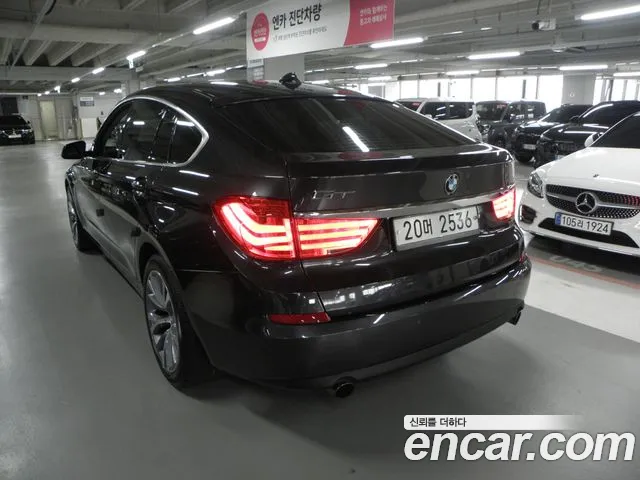BMW Gran Turismo 2011 thumb 4