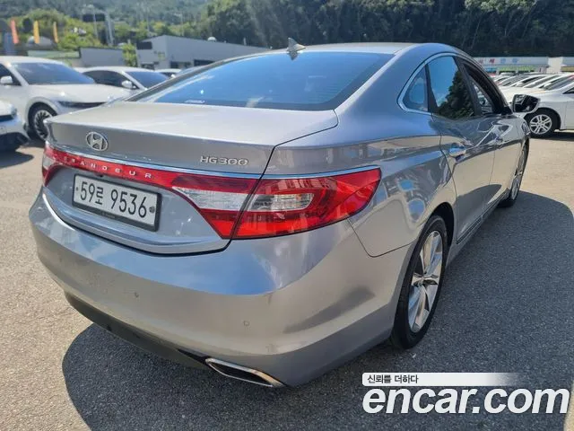 Hyundai Grandeur 2015 thumb 4
