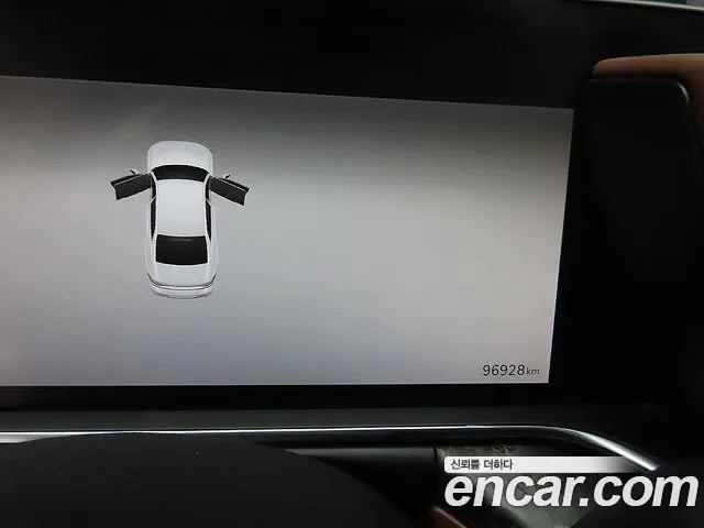 Genesis G90 2022 thumb 8