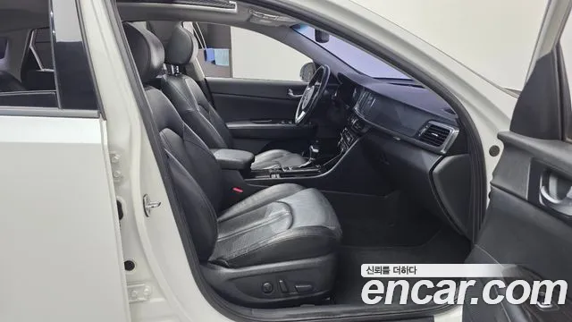 Kia K5 2015 thumb 11
