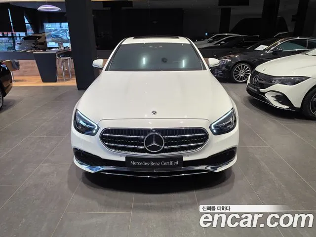 Mercedes-Benz E-Класс 2023 thumb 3