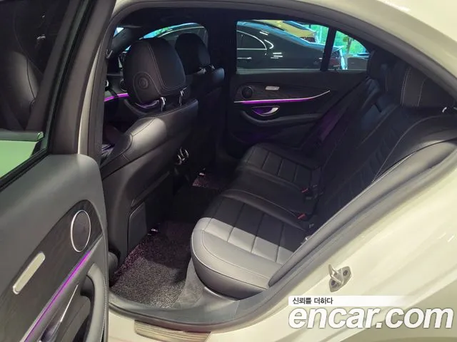 Mercedes-Benz E-Класс 2023 thumb 10