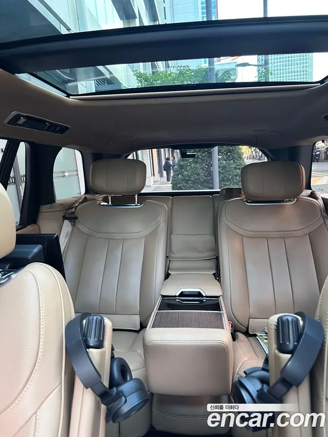 Land Rover Range Rover 2024 thumb 8