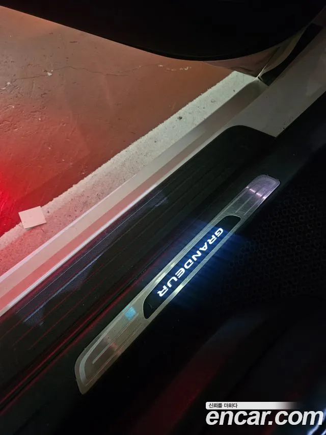 Hyundai Grandeur 2013 thumb 7