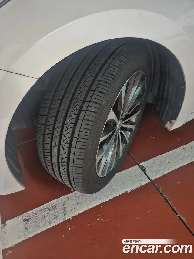 Hyundai Grandeur 2013 thumb 9