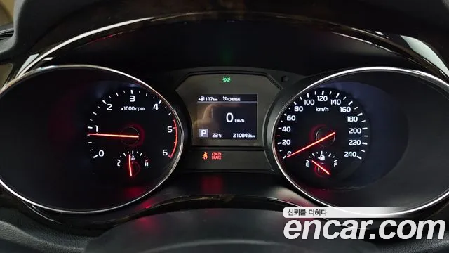 Kia Carnival 2018 thumb 8