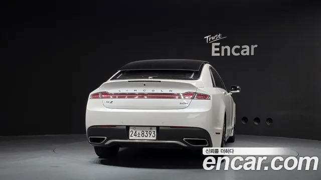 Lincoln MKZ 2019 thumb 4