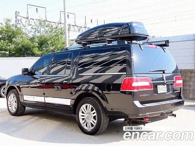 Lincoln Navigator 2014 thumb 3