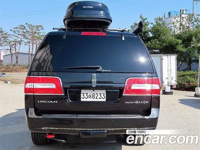 Lincoln Navigator 2014 thumb 4
