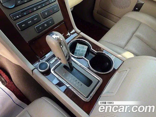 Lincoln Navigator 2014 thumb 10