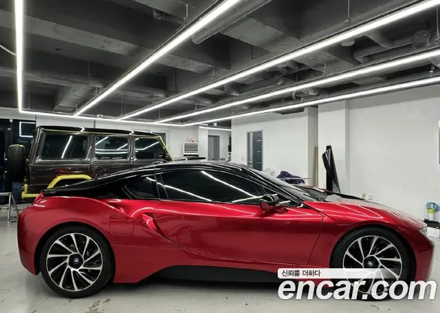 BMW i8 2016 thumb 5