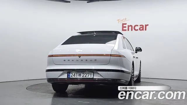 Hyundai Grandeur 2023 thumb 3