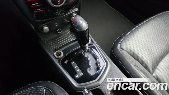 KG_Mobility_Ssangyong TIBOLI 2016 thumb 9