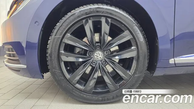 Volkswagen Arteon 2019 thumb 4