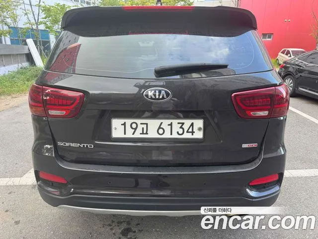 Kia Sorento 2019 thumb 6