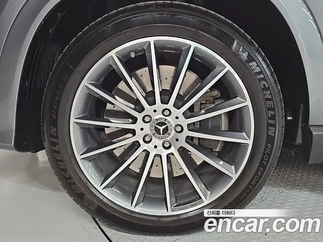 Mercedes-Benz GLE 2024 thumb 5
