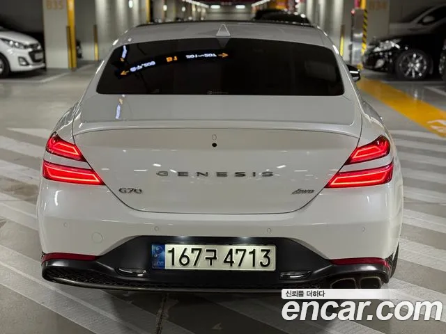 Genesis G70 2021 thumb 3