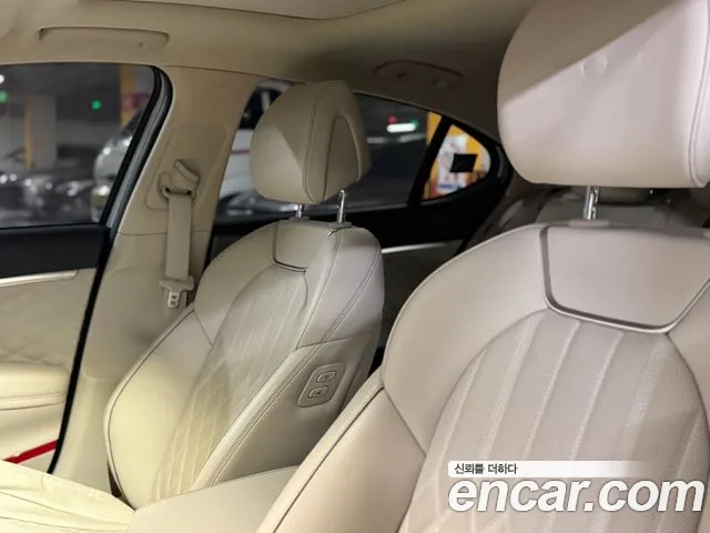 Genesis G70 2021 thumb 10