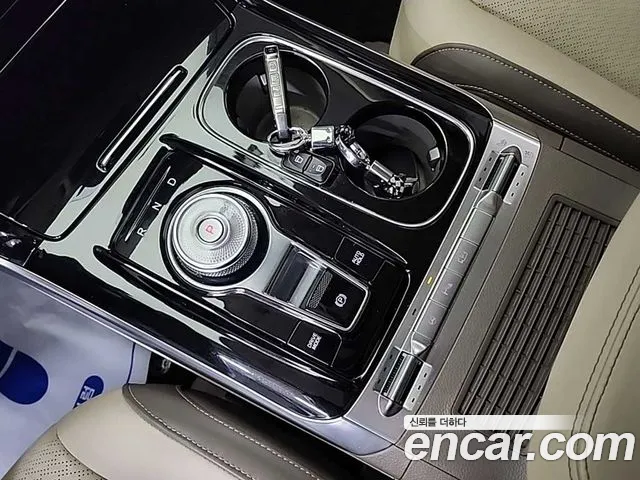 Kia Carnival 2020 thumb 8