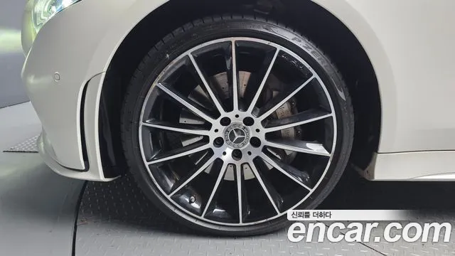 Mercedes-Benz CLS-Class 2020 thumb 5