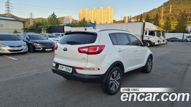 Kia Sportage 2013 thumb 5