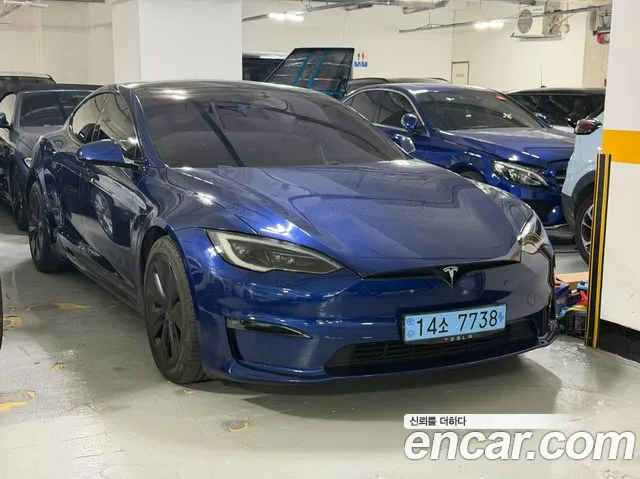 Tesla Model S 2023 thumb 2