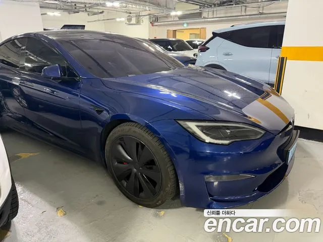 Tesla Model S 2023 thumb 4