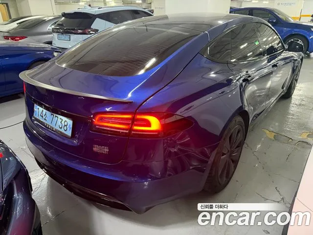 Tesla Model S 2023 thumb 5