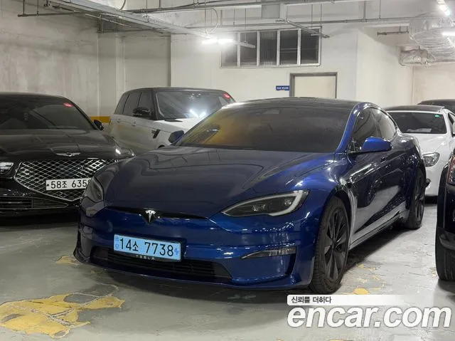 Tesla Model S 2023 thumb 11