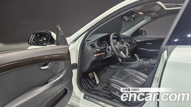 BMW Gran Turismo 2015 thumb 10