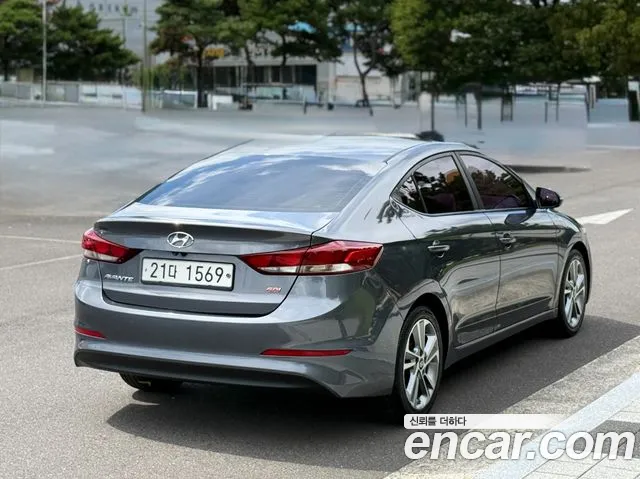 Hyundai Avante 2017 thumb 4