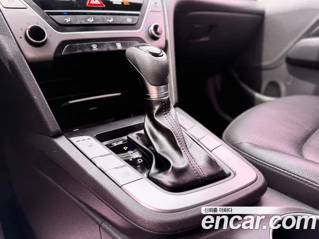 Hyundai Avante 2017 thumb 9