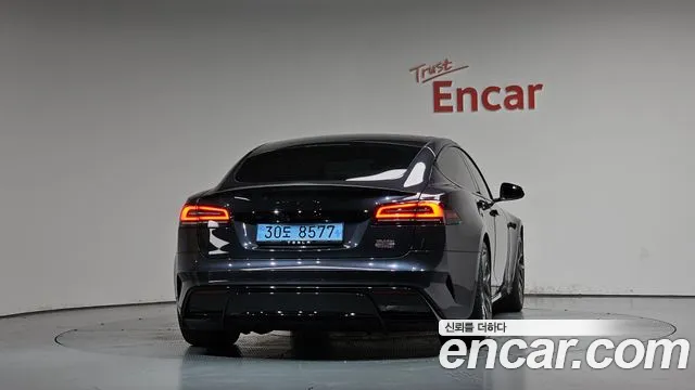 Tesla Model S 2026 thumb 3