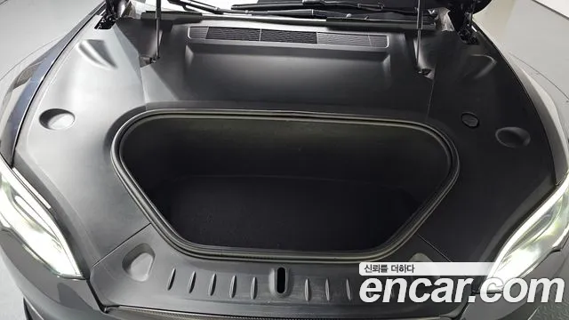 Tesla Model S 2026 thumb 5