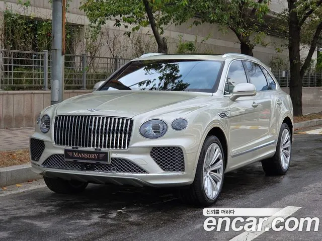 Bentley Bentayga 2024 thumb 11