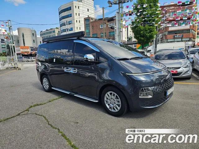 Hyundai Staria 2022 thumb 3