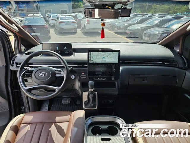 Hyundai Staria 2022 thumb 7