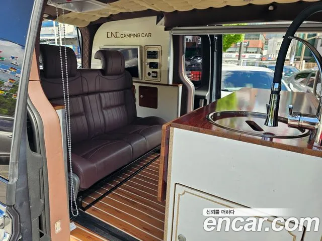 Hyundai Staria 2022 thumb 11