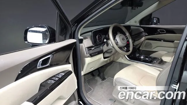 Kia Carnival 2021 thumb 10