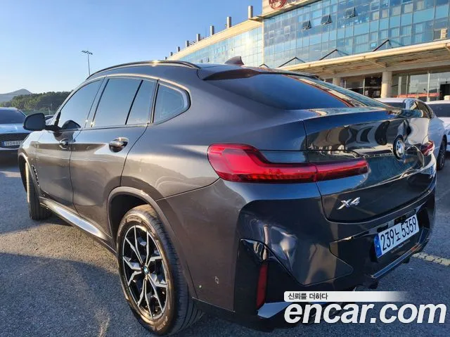 BMW X4 2023 thumb 2