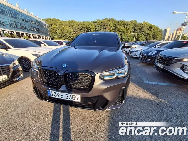 BMW X4 2023 thumb 5