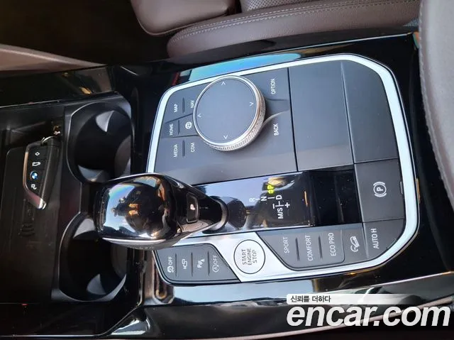 BMW X4 2023 thumb 9