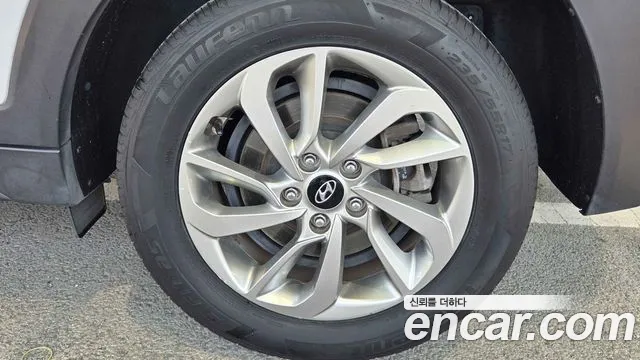 Hyundai Tucson 2015 thumb 10
